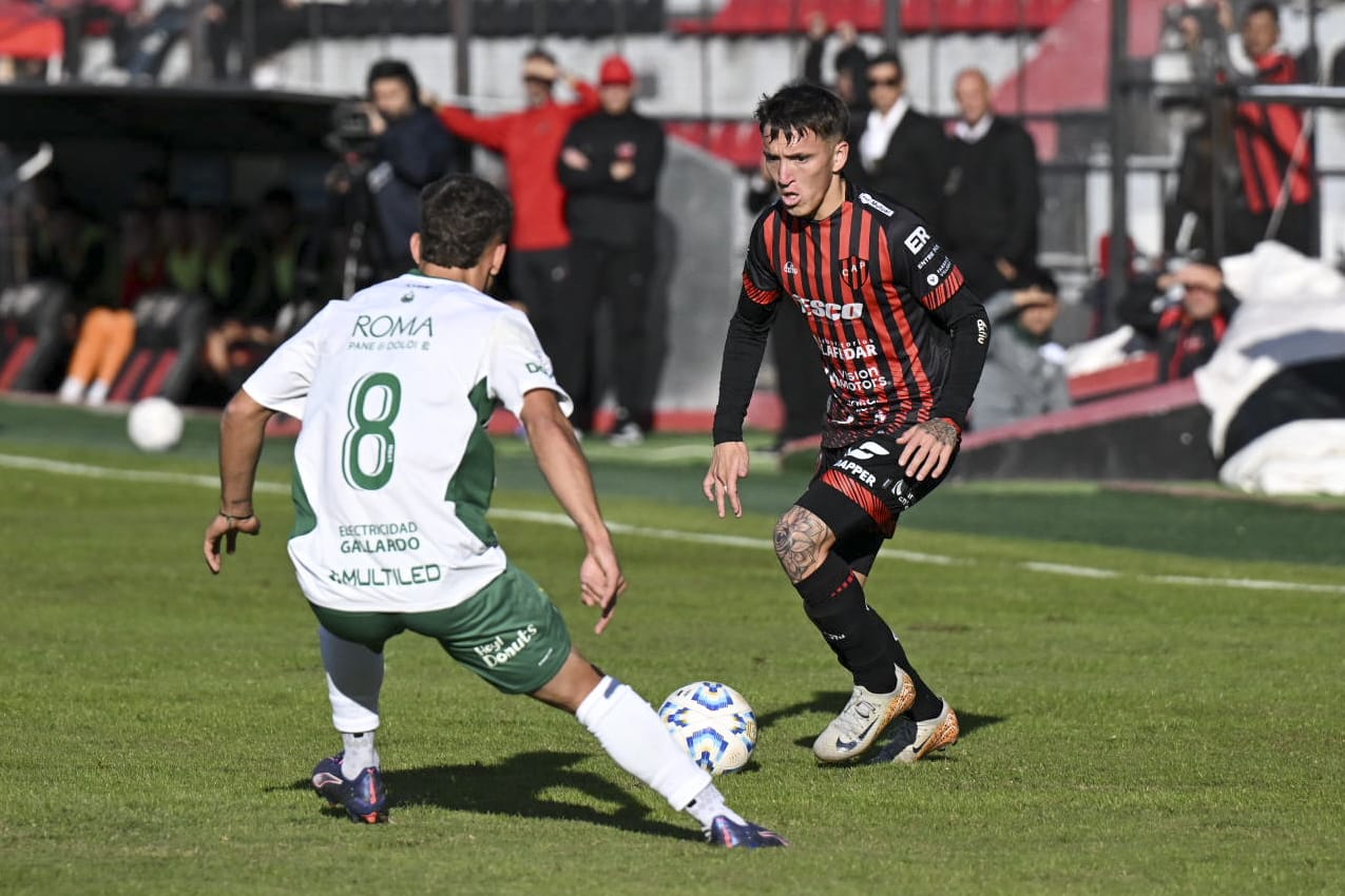 Patronato goleó a Ferro y sube en la tabla de posiciones