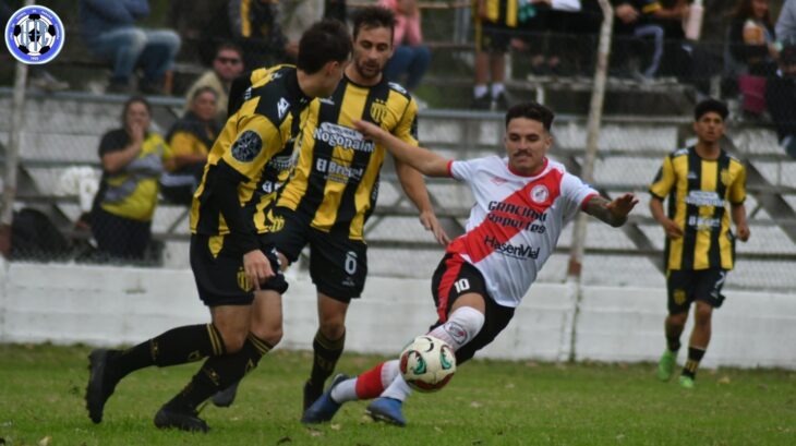 Los Octavos de final con goleadas en varios encuentros de la Liga de Paraná Campaña